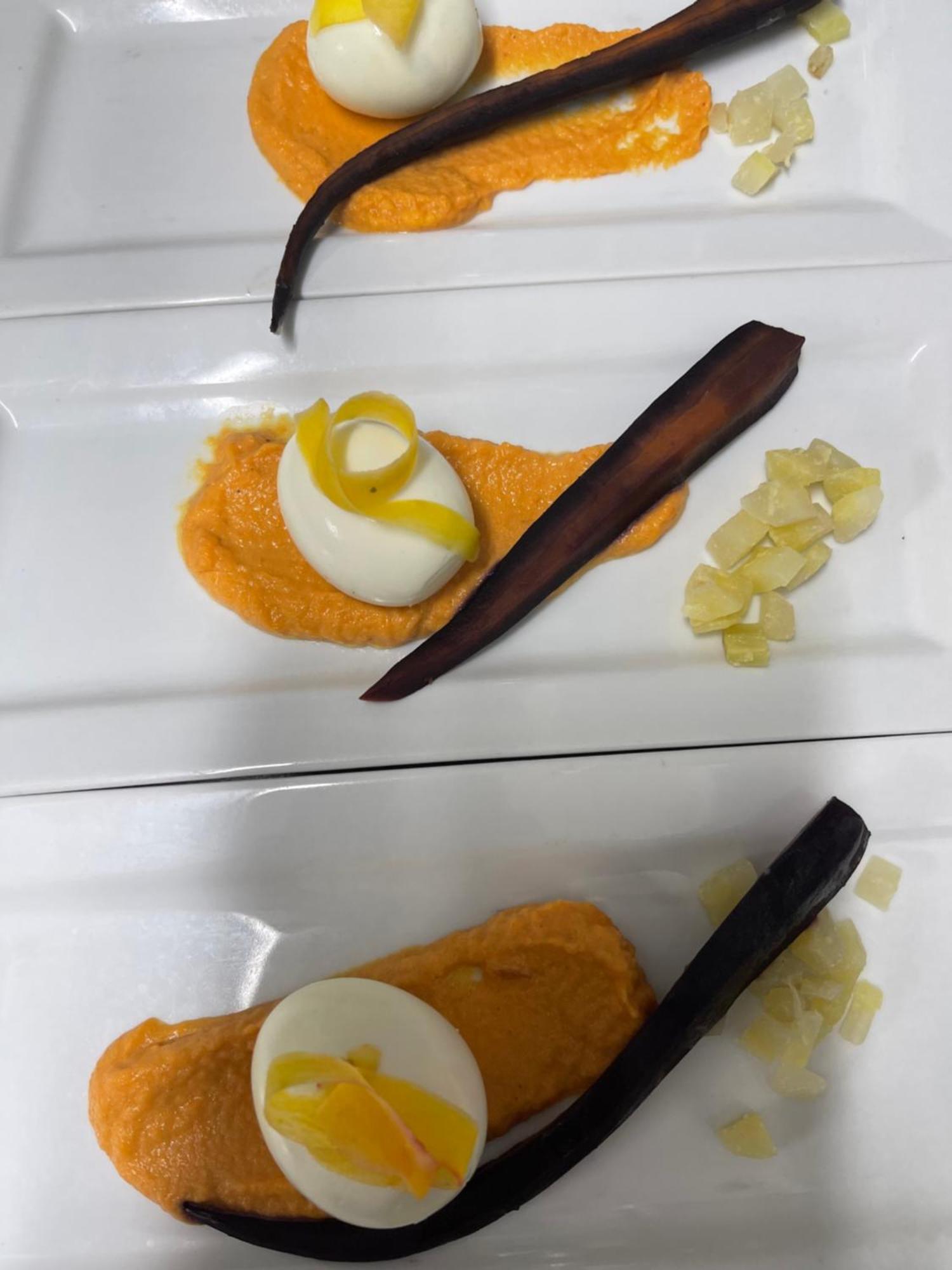Logis Hotel Restaurant Cazes Arazat Laissac Bagian luar foto