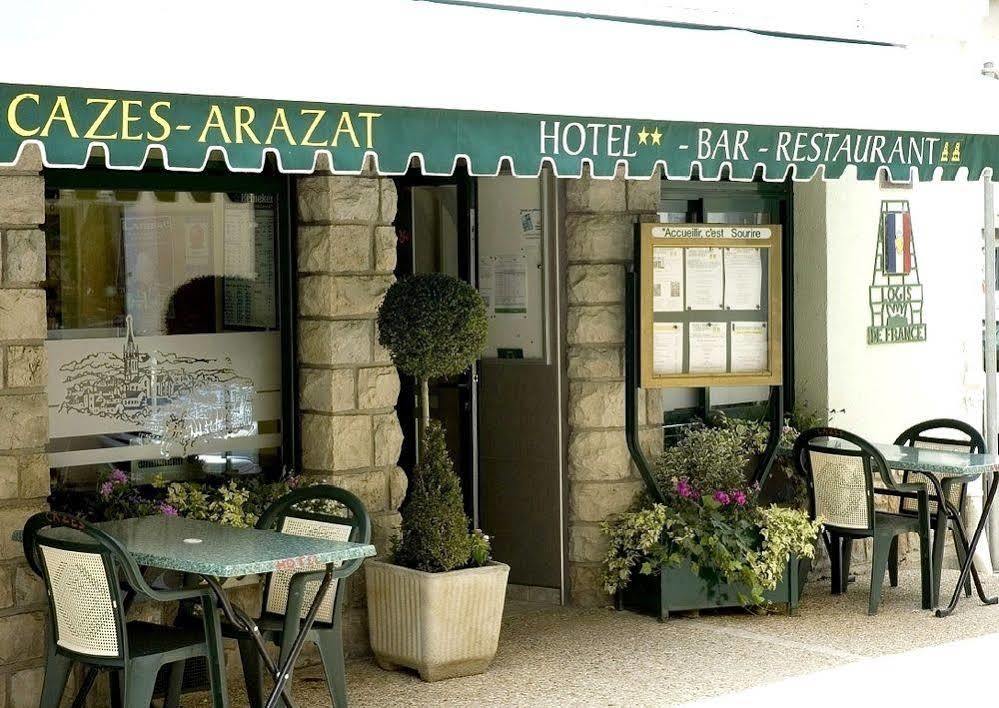 Logis Hotel Restaurant Cazes Arazat Laissac Bagian luar foto